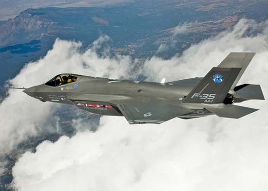 澳2025澳門六開獎記錄,美軍F35戰(zhàn)機墜毀 現(xiàn)場騰起蘑菇云